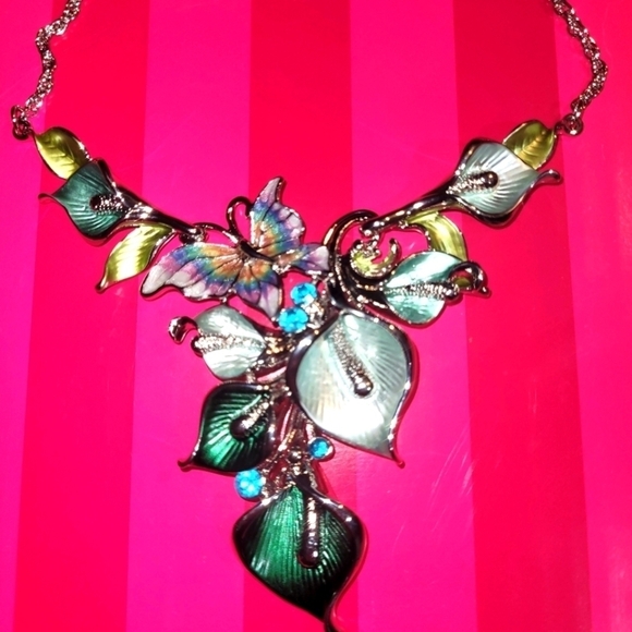Breathtaking Butterfly and Orchid Statement Necklace - Picture 1 of 4